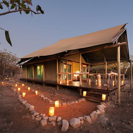 Ongava Tented Camp - All-Inclusive Okaukuejo Esterno foto